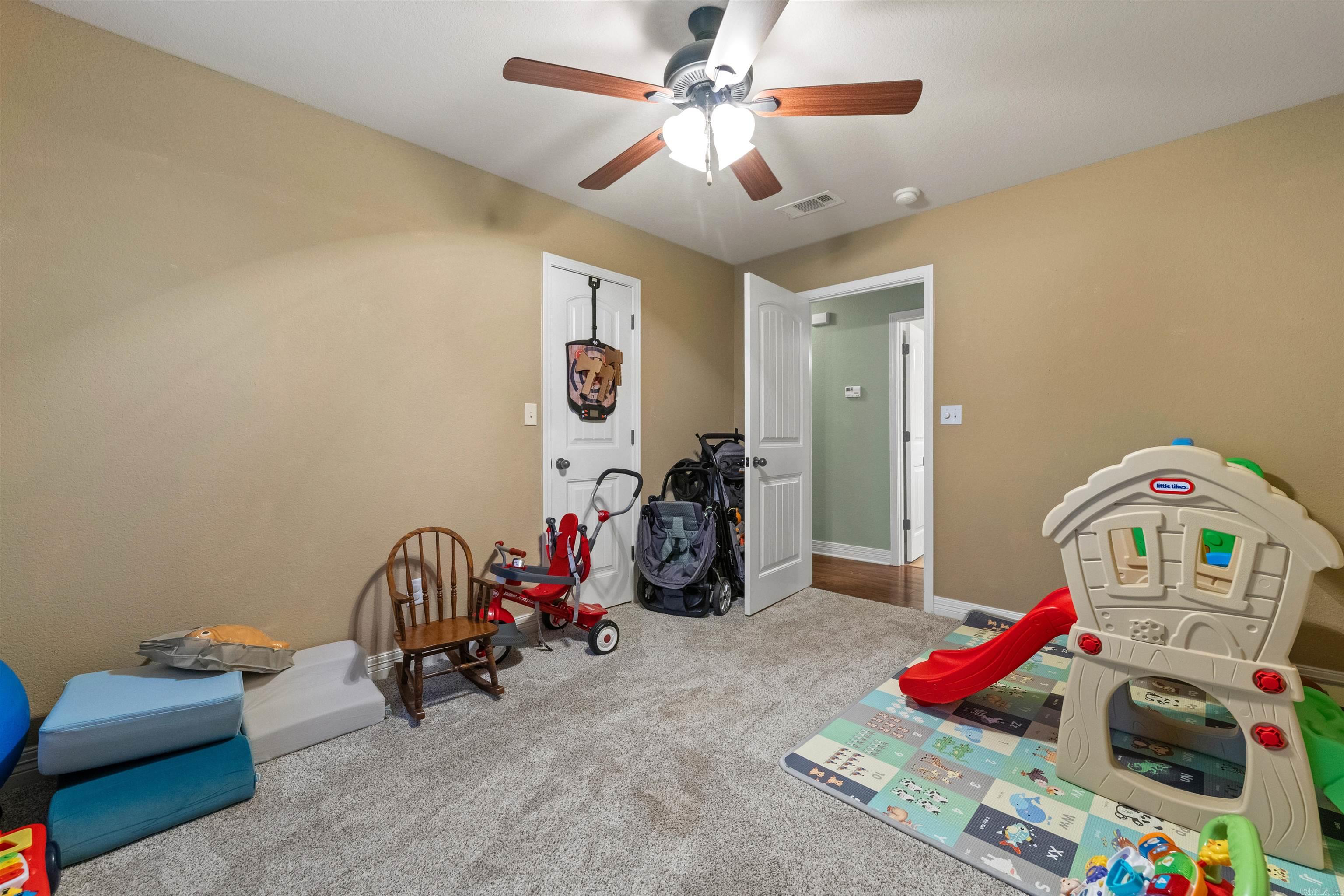 Hickory Springs Phase III - Residential