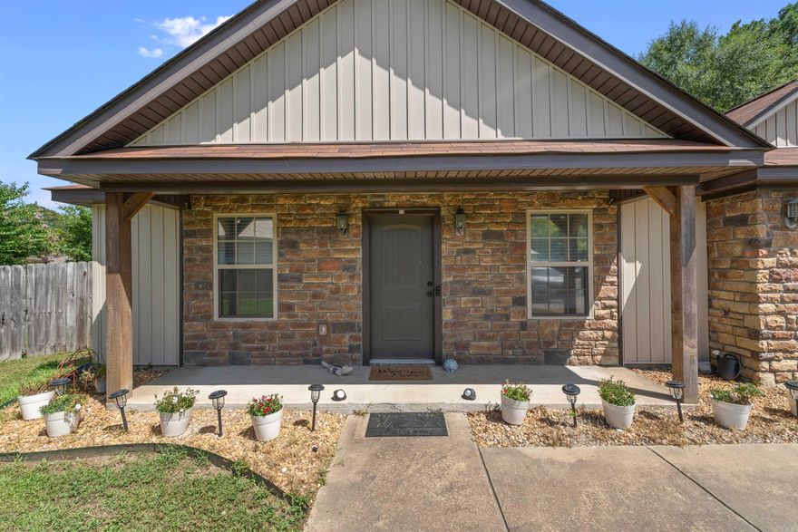 Looking for a new home? You've found the one! This charming 3-bedroom, 2-bath home is tucked away in a quiet cul-de-sac in a desirable subdivision. The spacious primary suite offers a large bedroom, walk-in shower, relaxing jacuzzi tub, and an oversized walk-in closet. Enjoy a bright kitchen with stainless steel appliances, and the refrigerator stays! The dining area easily fits a full-sized table, perfect for gatherings. Home features include a two-car garage, brand new roof, new water heater, and a concrete patio in the backyard-great for entertaining or relaxing. This home has it all-schedule your showing today!