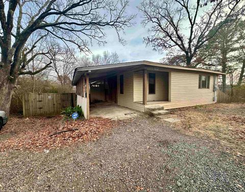 Photo of 7204 Reed Rd. Rd, North Little Rock, AR 72118 (MLS # 26003502)