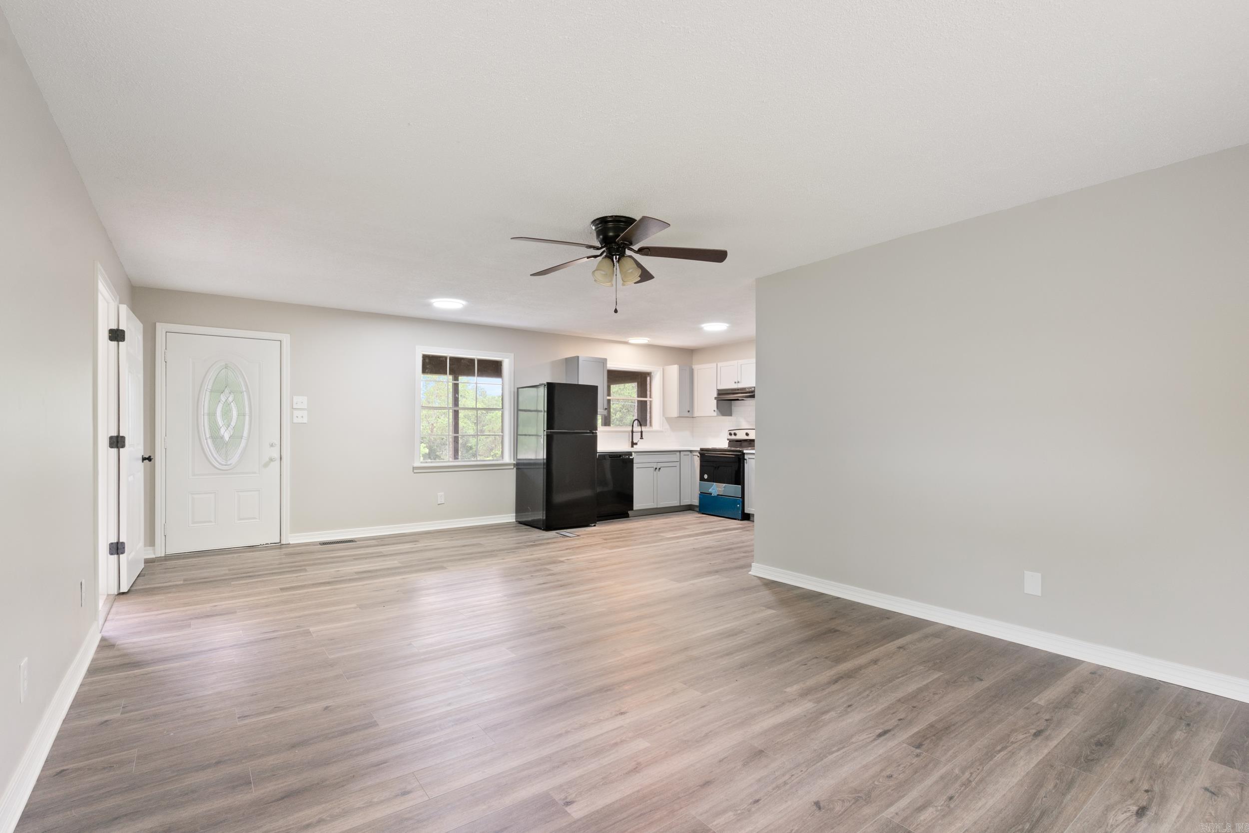 MOOREVIEW CLINTON - Residential