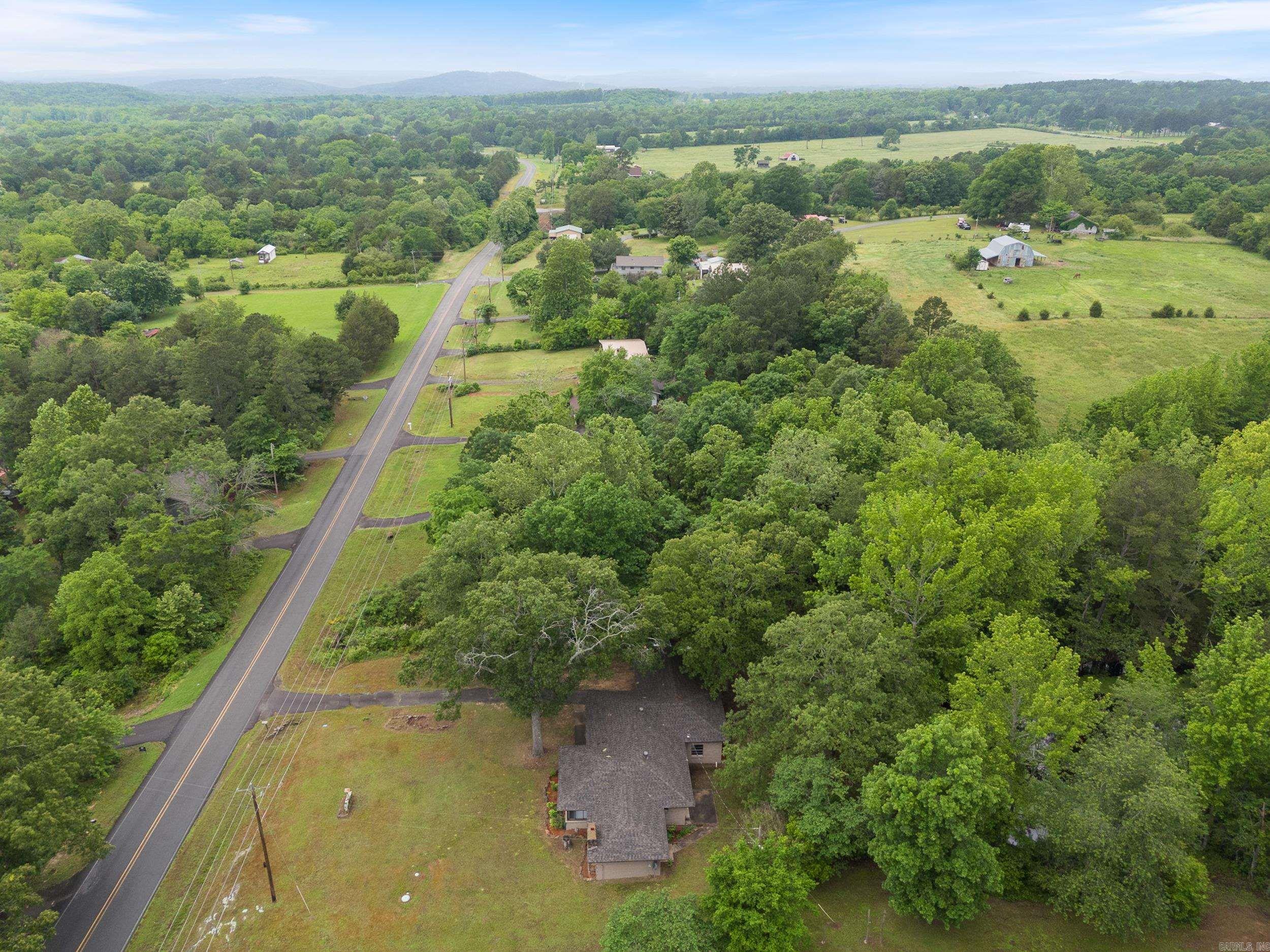 MOOREVIEW CLINTON - Residential