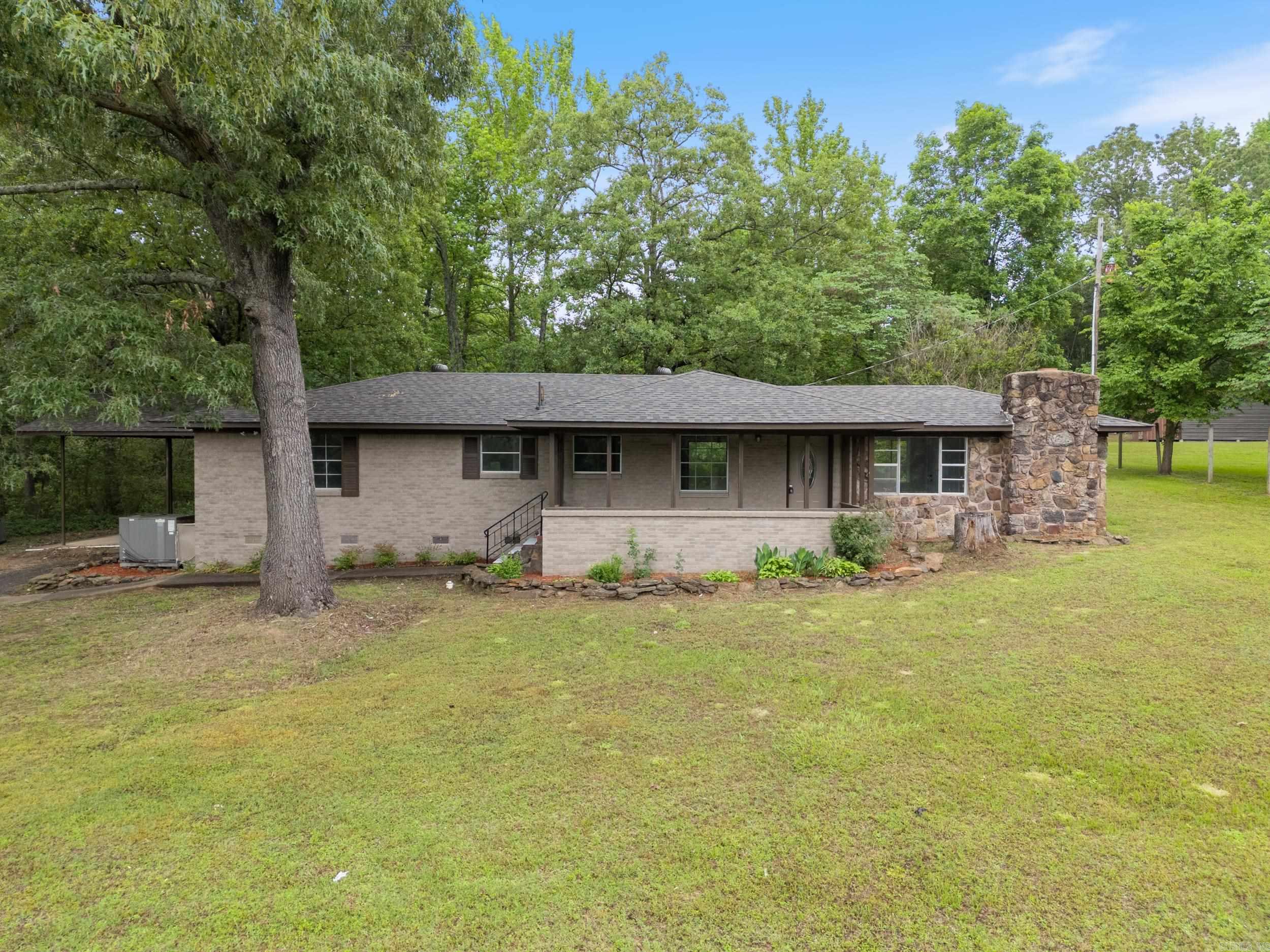 MOOREVIEW CLINTON - Residential