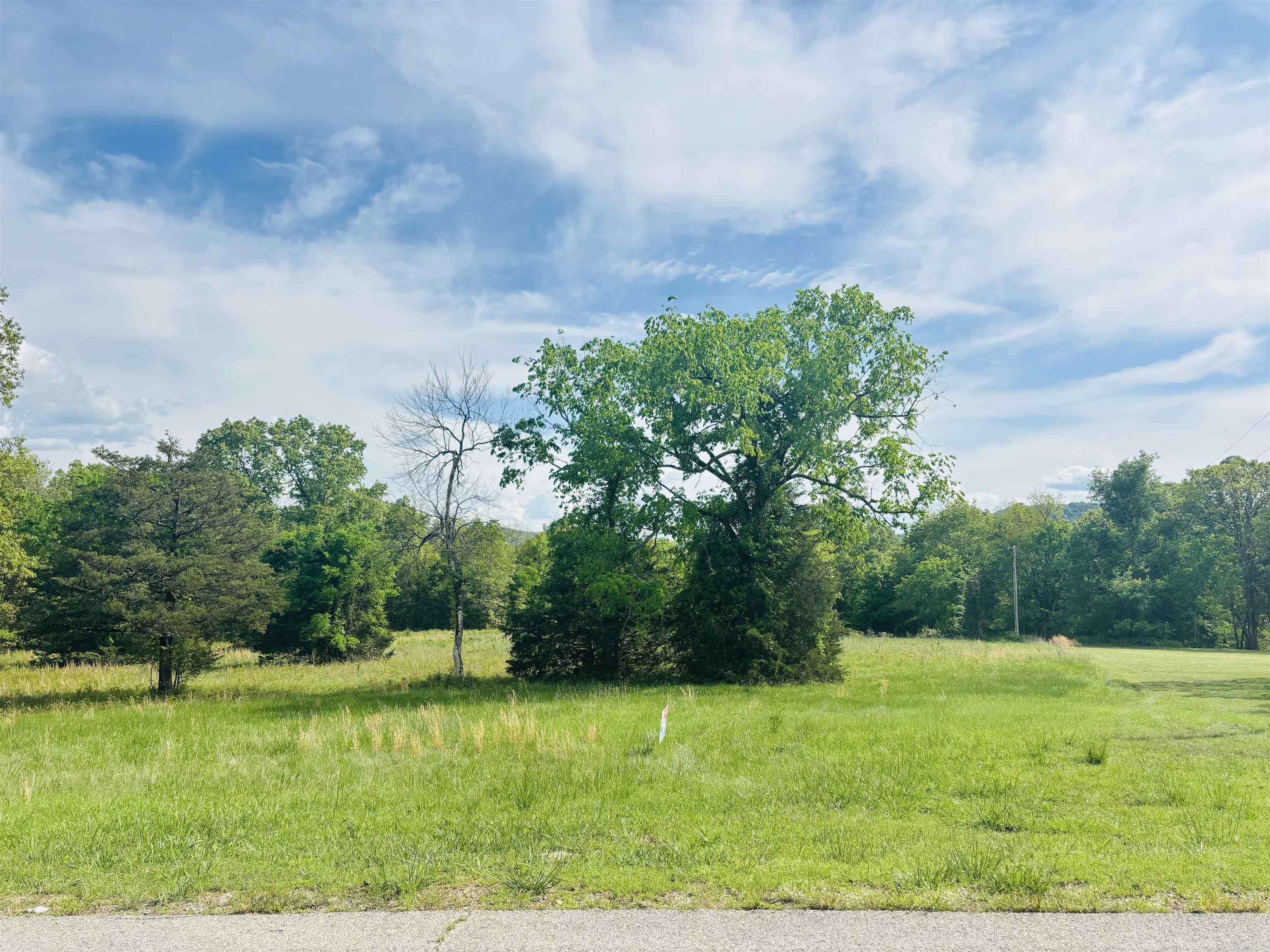 White River Valley - Land