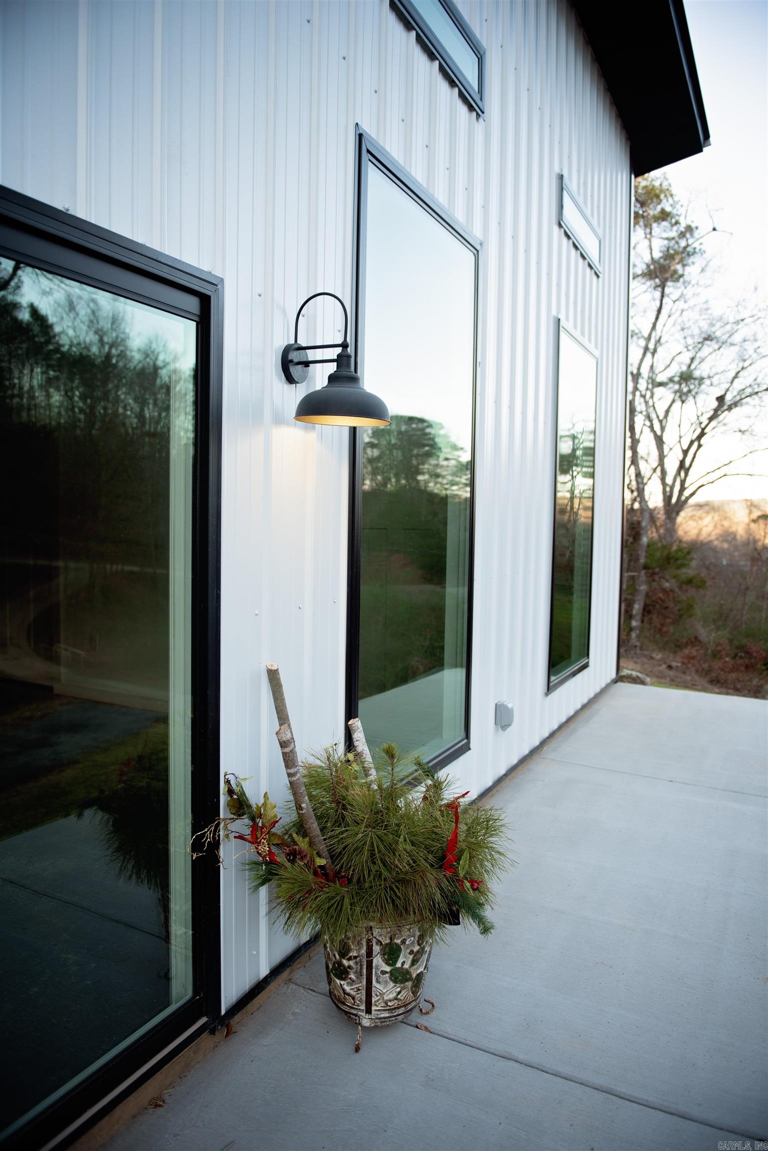 SHIRLEY - Residential