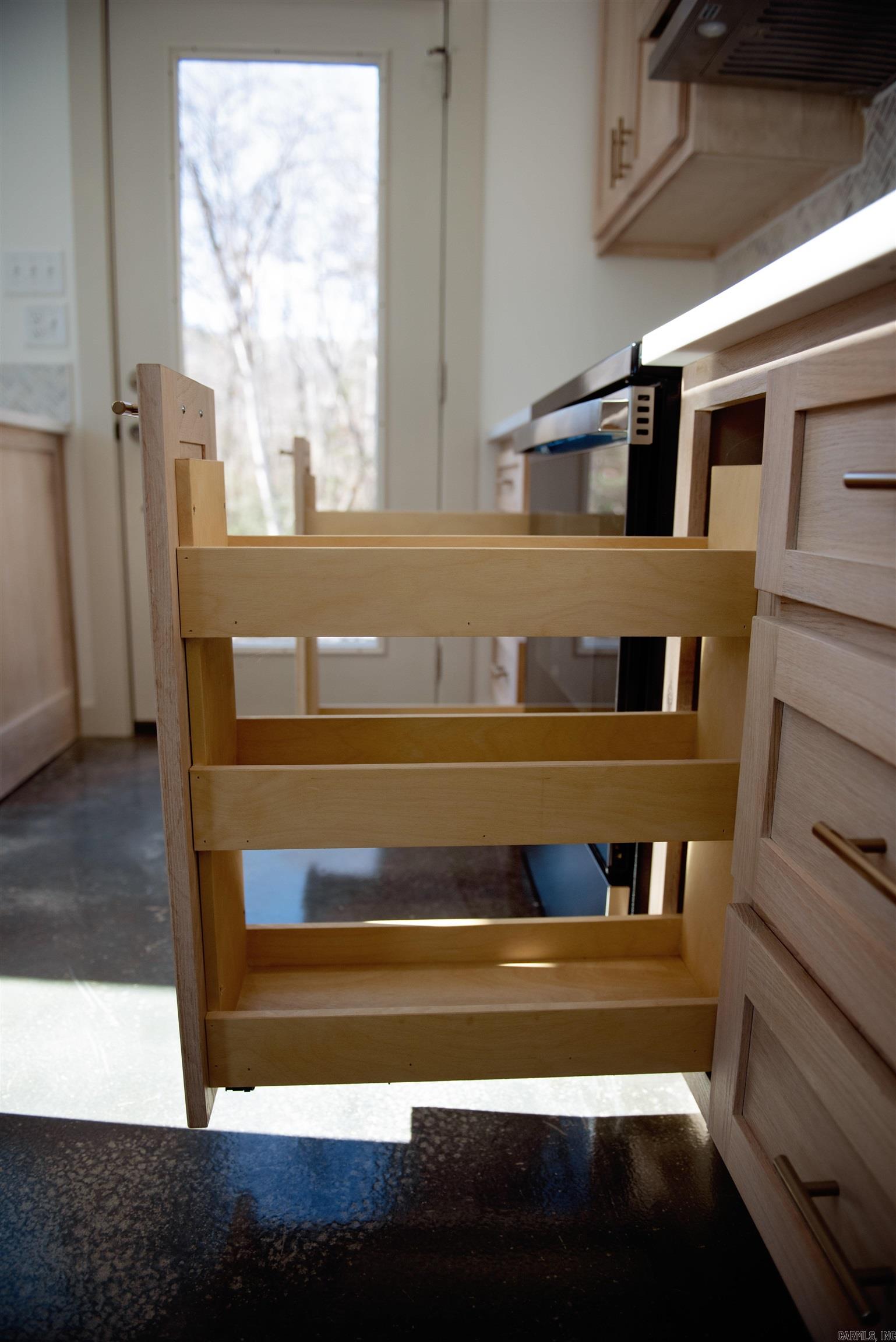 SHIRLEY - Residential