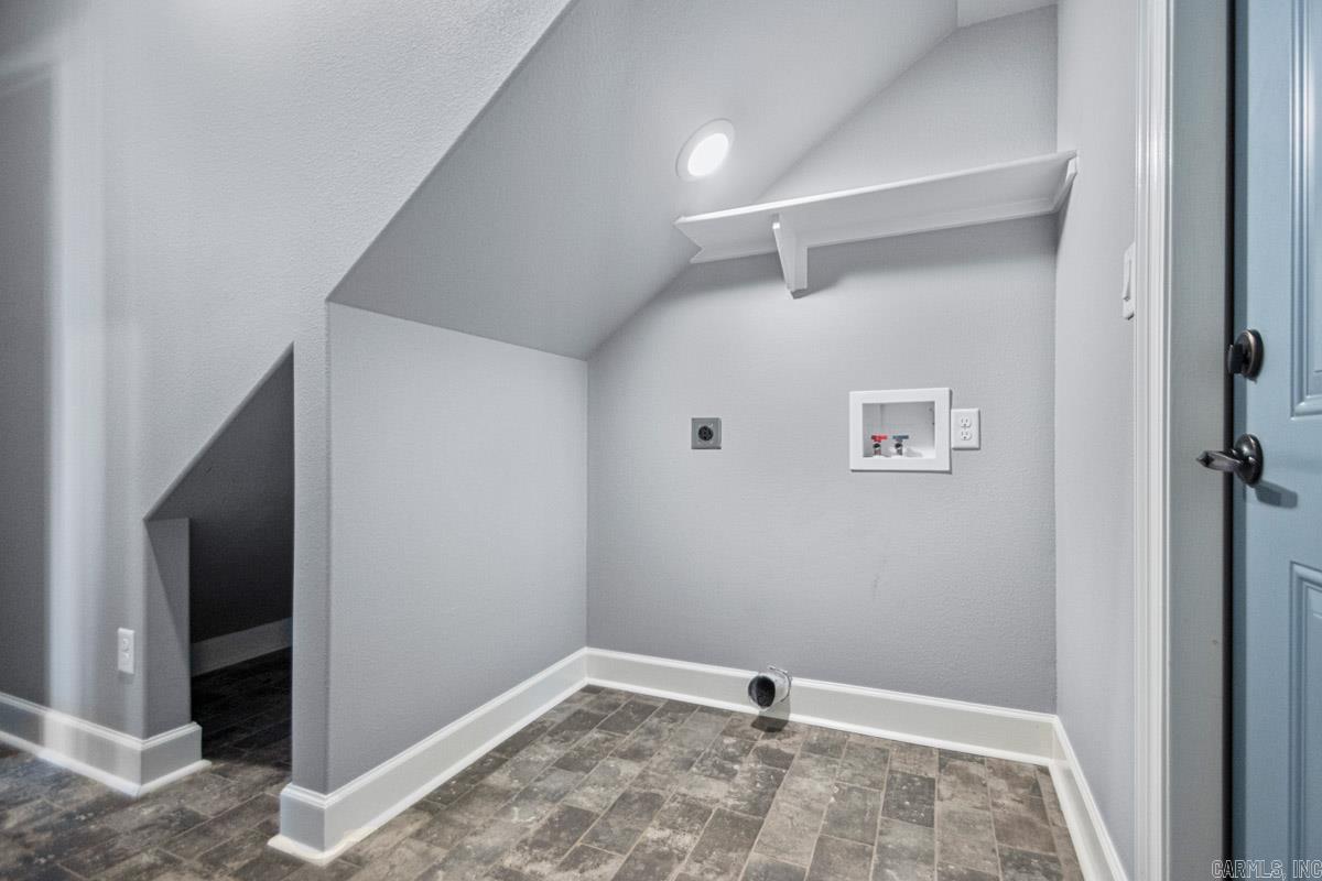 COLDWATER CREEK - Residential