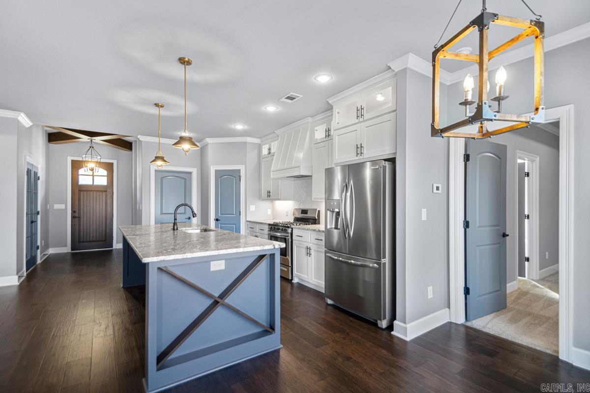 COLDWATER CREEK - Residential