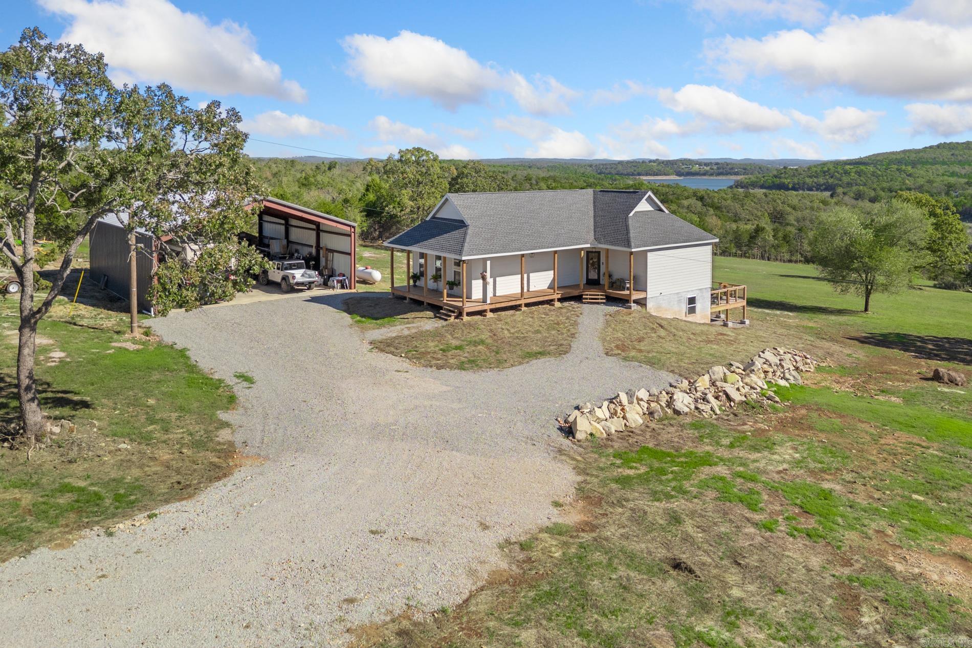 Metes & Bounds - Residential