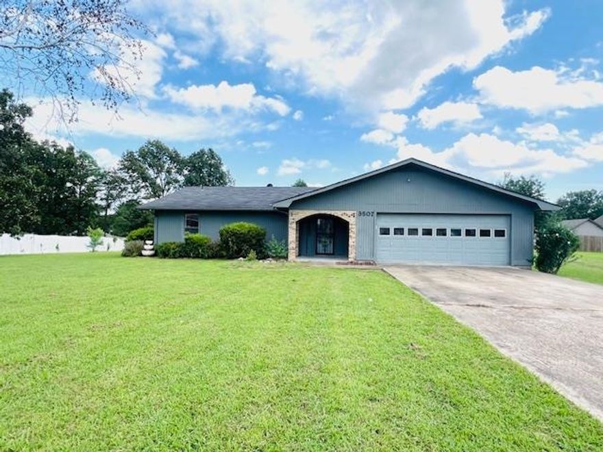 Nestled on almost an acre of picturesque land, this beautifully remodeled home offers a perfect blend of modern living and spacious design. The open floor plan creates a bright and airy atmosphere, ideal for both family living and entertaining. Every detail in the interior has been thoughtfully updated, ensuring a move-in ready experience with contemporary finishes throughout. Each of the home’s bedrooms is a private retreat, featuring its own en-suite bathroom and generous walk-in closet, offering both convenience and luxury. The layout is designed for comfort, with plenty of room to spread out and enjoy every corner of the home. In addition to the main residence, there’s a charming separate studio-style cottage, providing the perfect space for guests, a home office, or a creative getaway. This small house offers privacy and independence while still being close to the main home