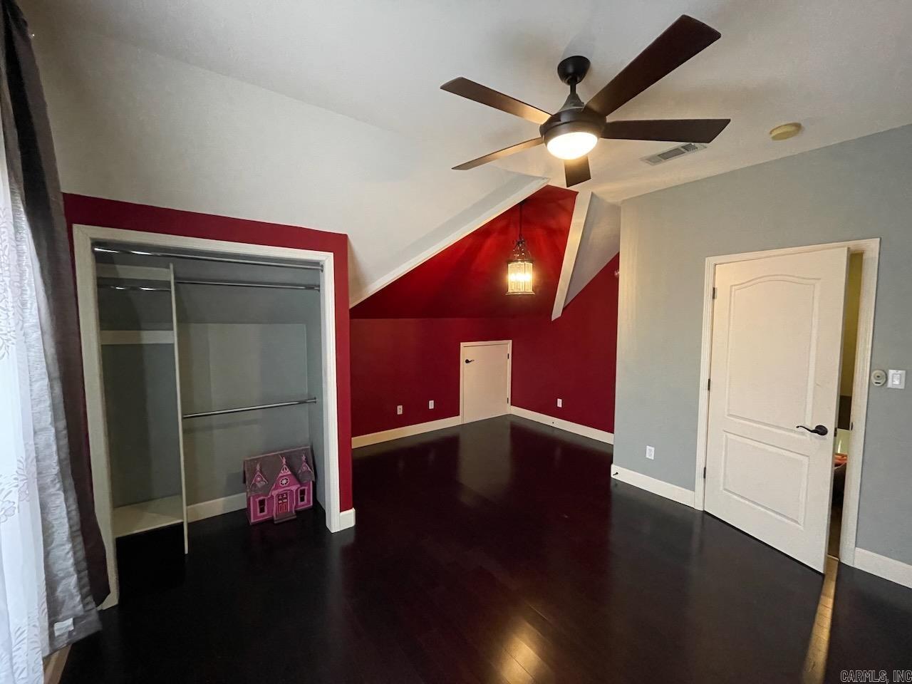 CHENAL VALLEY CHALLAIN PLACE - Residential