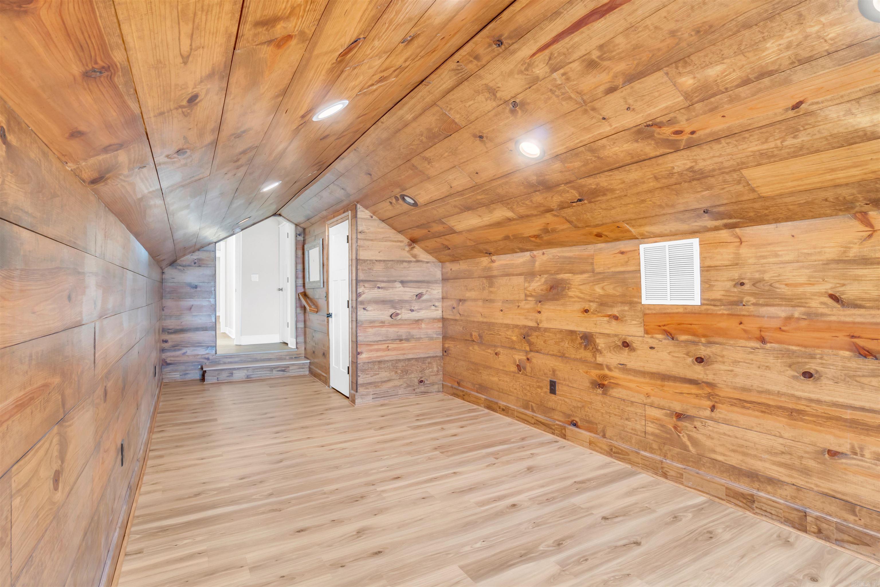 Searcy Country Club - Residential