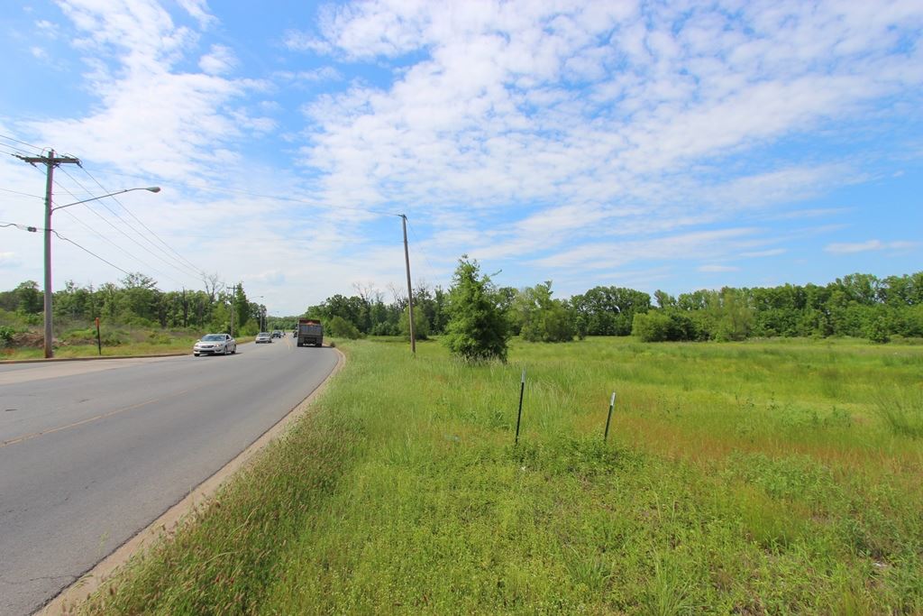 Conway Marketplace East - Commercial Sale
