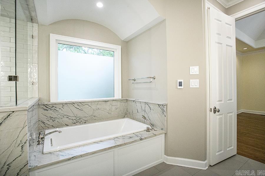 CHENAL VALLEY LAMARCHE PLACE NBH - Residential