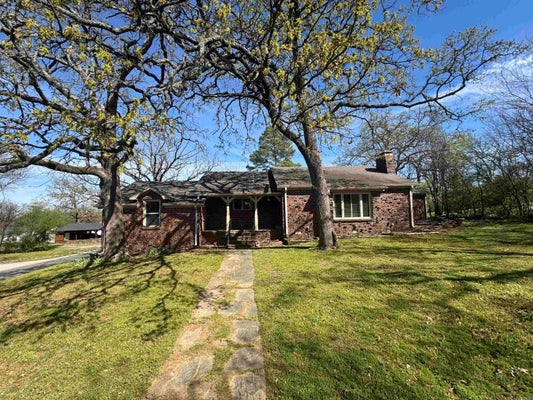 2201 S Q ST, FORT SMITH, AR 72901 - Image 3f2bdcbbe2bcda5e753278d1d78fd065/2166824030