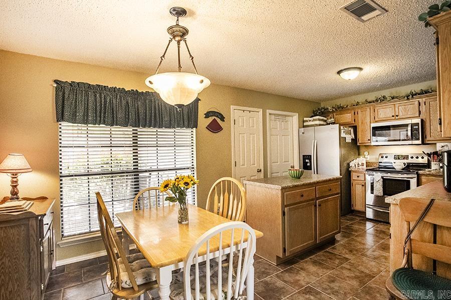 CRYSTAL VALLEY MANOR - Residential