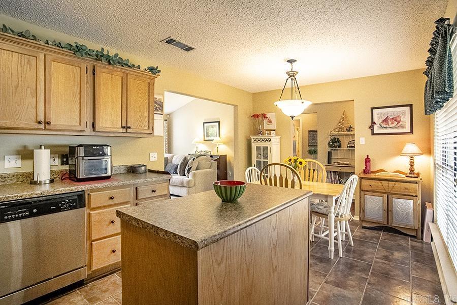 CRYSTAL VALLEY MANOR - Residential