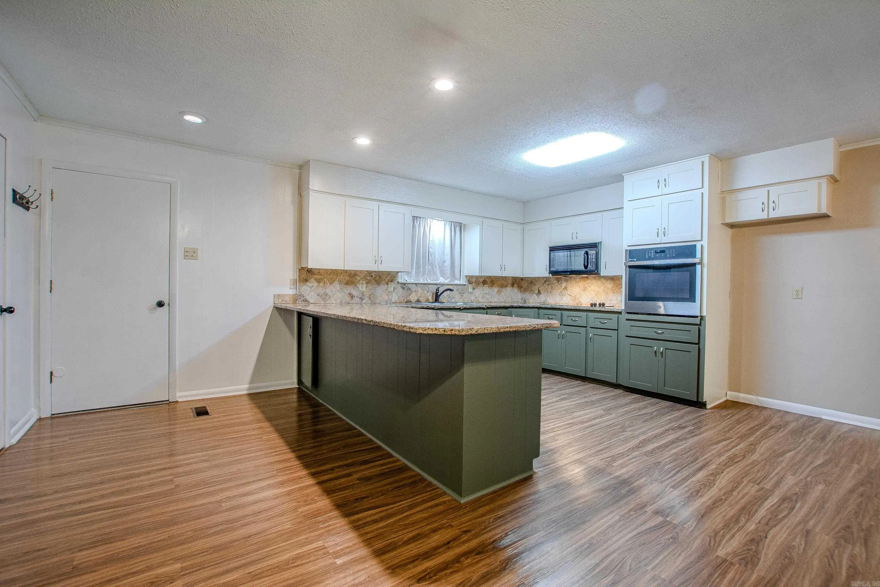 North Little Rock, Arkansas 72116, United States, 4 Bedrooms Bedrooms, ,3 BathroomsBathrooms,Residential,Active,182664