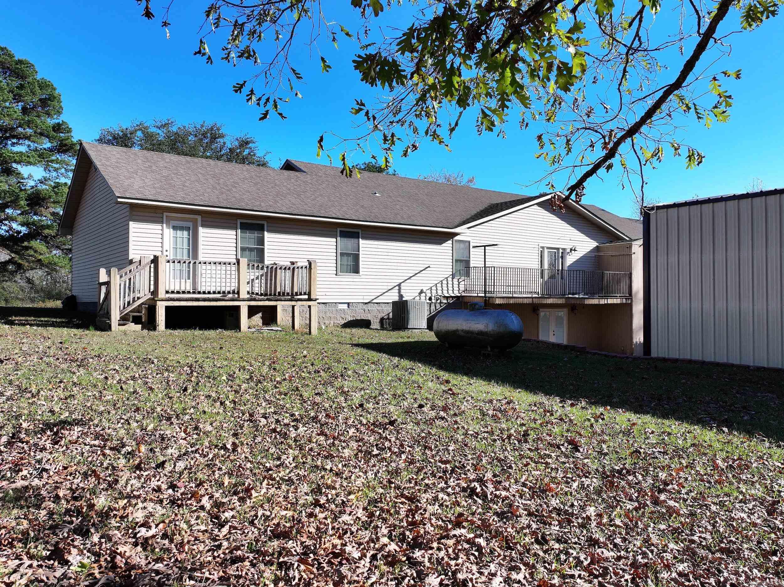 Metes & Bounds - Residential