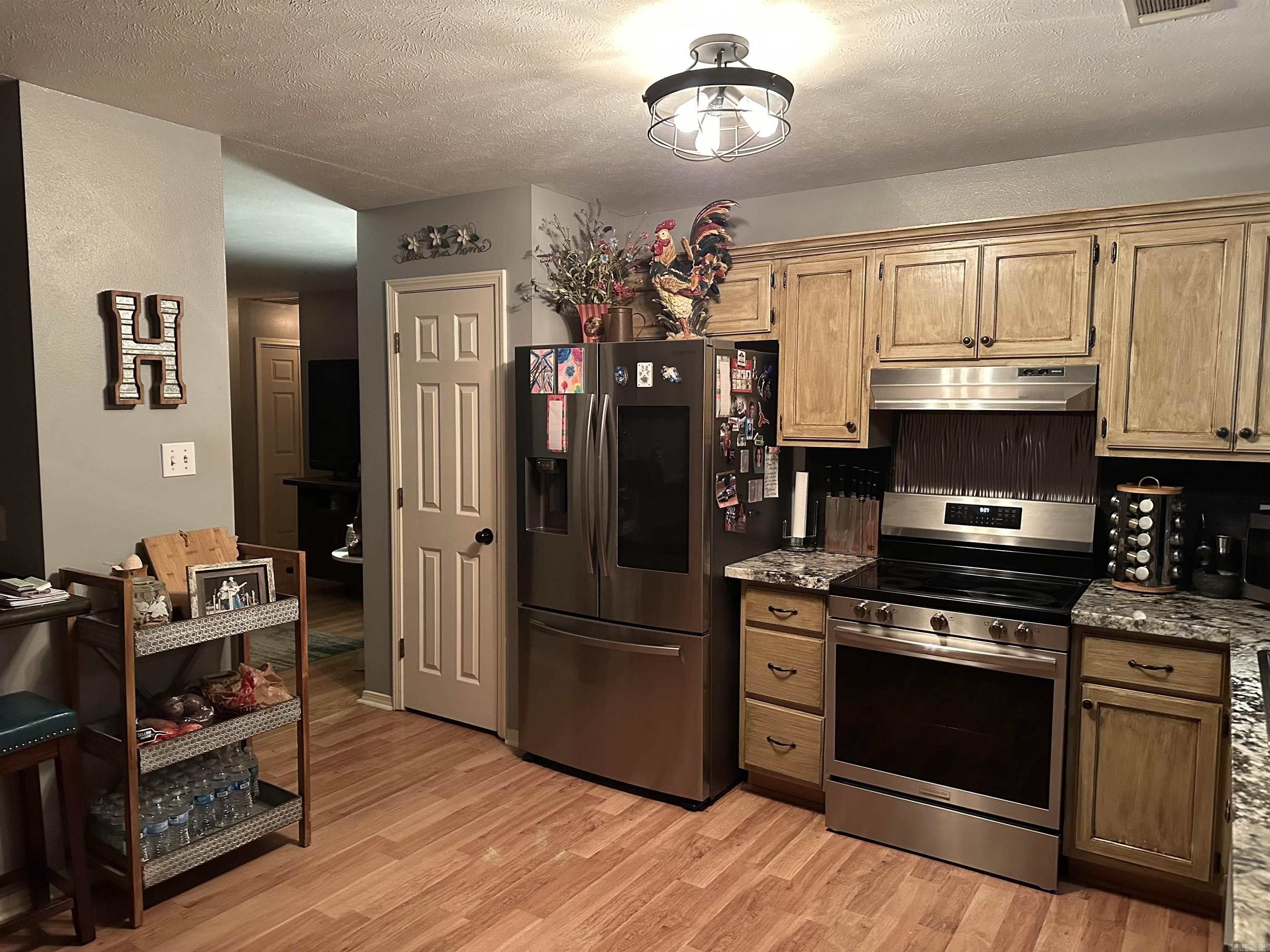 Sharon Oaks Phase I - Residential