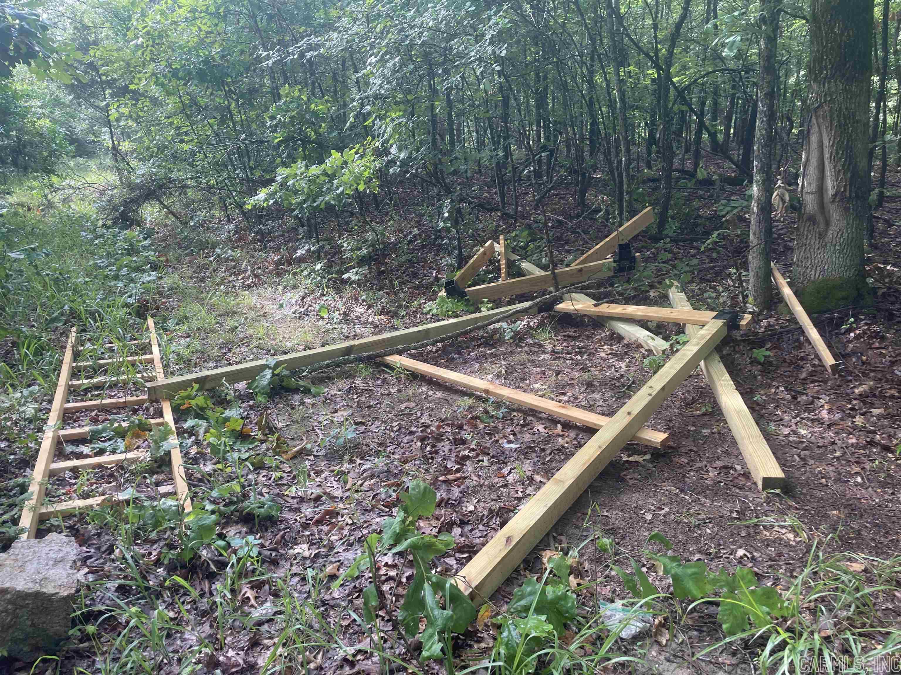 Metes & Bounds - Land