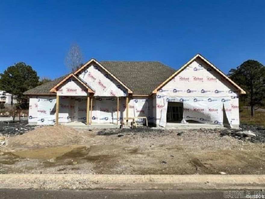 New Construction in the Lake Hamilton Area w/ Lake Views & Access!  This House Plan features an Open Floor Plan, Big Kitchen with Center Island, Breakfast Bar, Breakfast Nook + Larger Dining Area.  The Primary EnSuite offers a Custom Walk-In Shower, Soaker Tub & Fabulous Closet!  Split Floor Plan w/ Spacious Bedrooms.  Lots of Storage including a Walk-In Pantry, Mudroom and Large Laundry Room!  Oversized Garage easily accommodates 2 Large Vehicles.  The Oaks is a Beautiful Neighborhood!