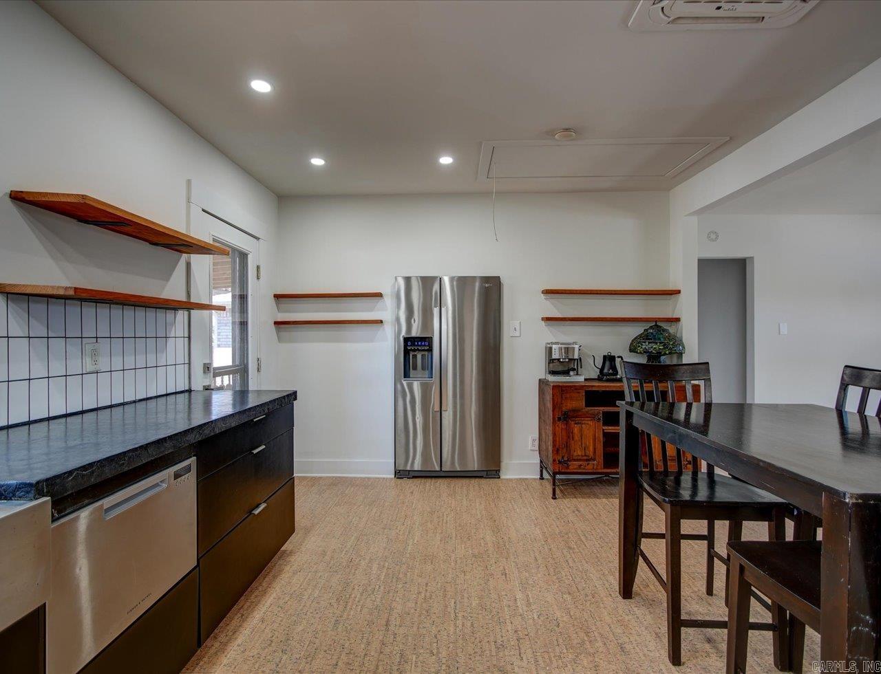 SHIRLEY - Residential