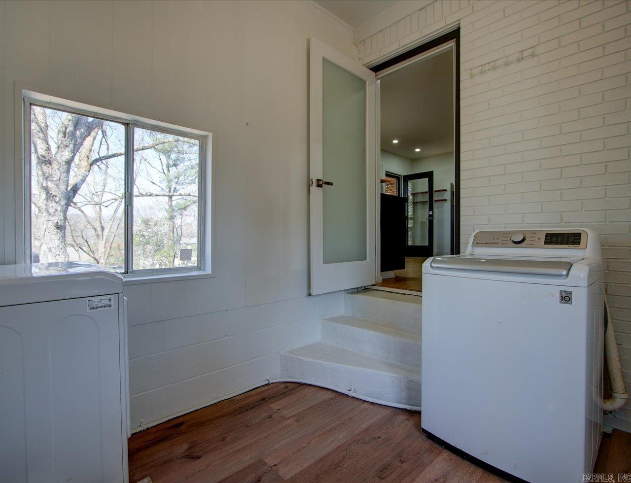 SHIRLEY - Residential