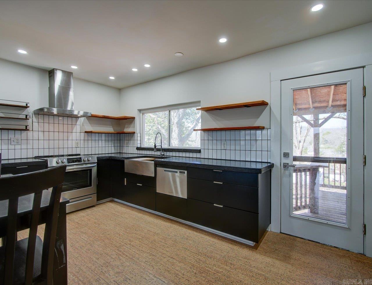 SHIRLEY - Residential