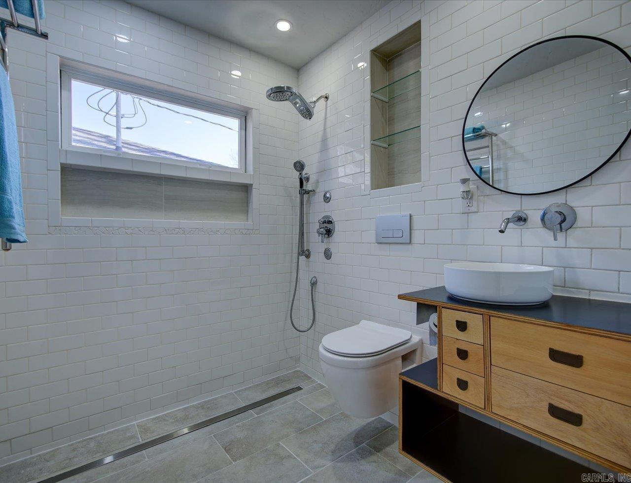 SHIRLEY - Residential