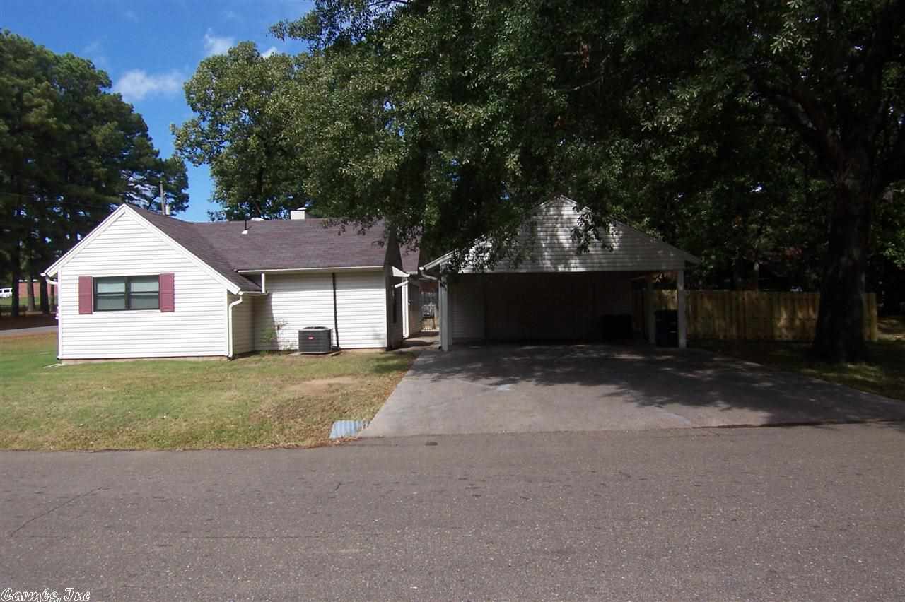 This is a great home offering three bedrooms and two bathrooms with 1,557 Sq Ft of heated and cooled living area. The home has an open floor plan with a beautiful central fire place and a second floor loft. The home has been recently updated improvements are as follows: 1. Stainless steel appliances. 2. Remolded bathrooms. 3. Cabinets in kitchen. 4. Heating and Cooling system. 5. Hot water heater. 6. New wooden fence. The home is located on a beautiful corner and is a perfect place to raise a family