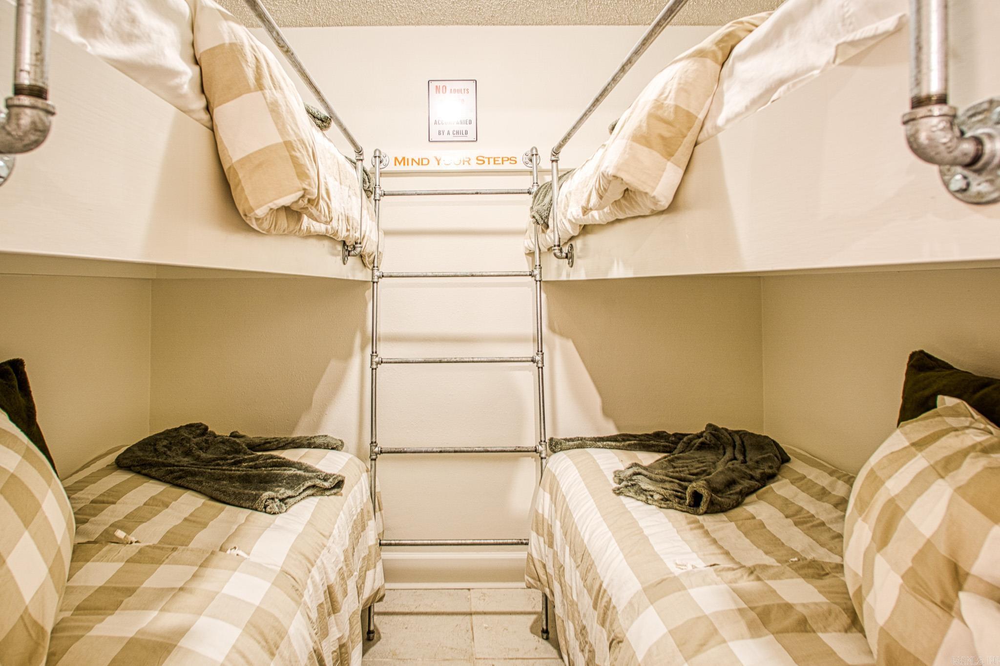 Madrid Courts - Residential