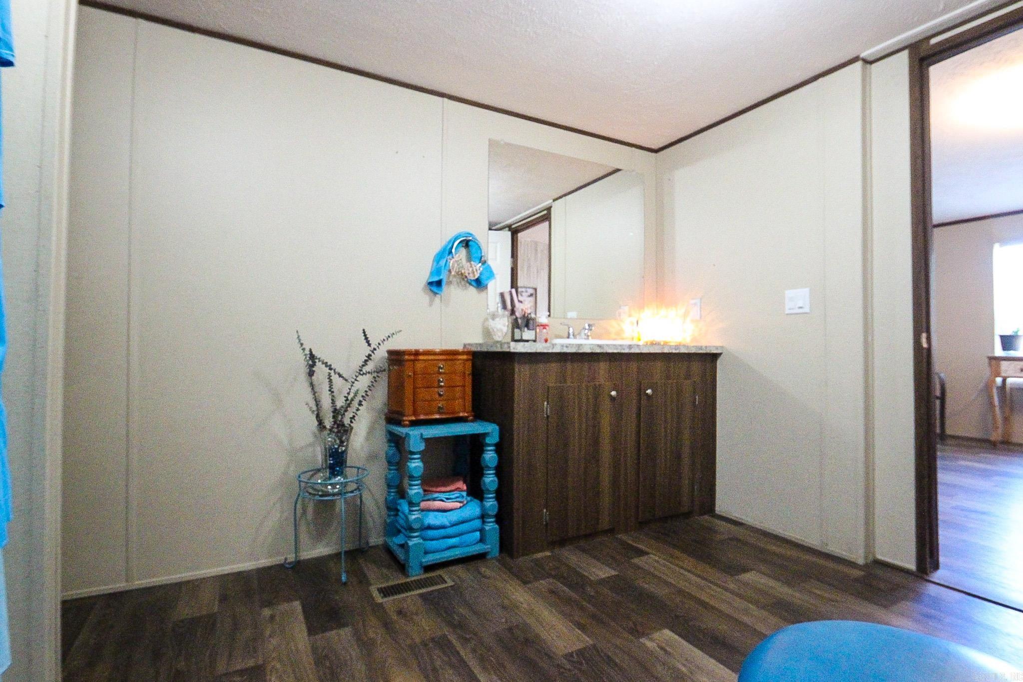 PINE MEADOWS - Residential