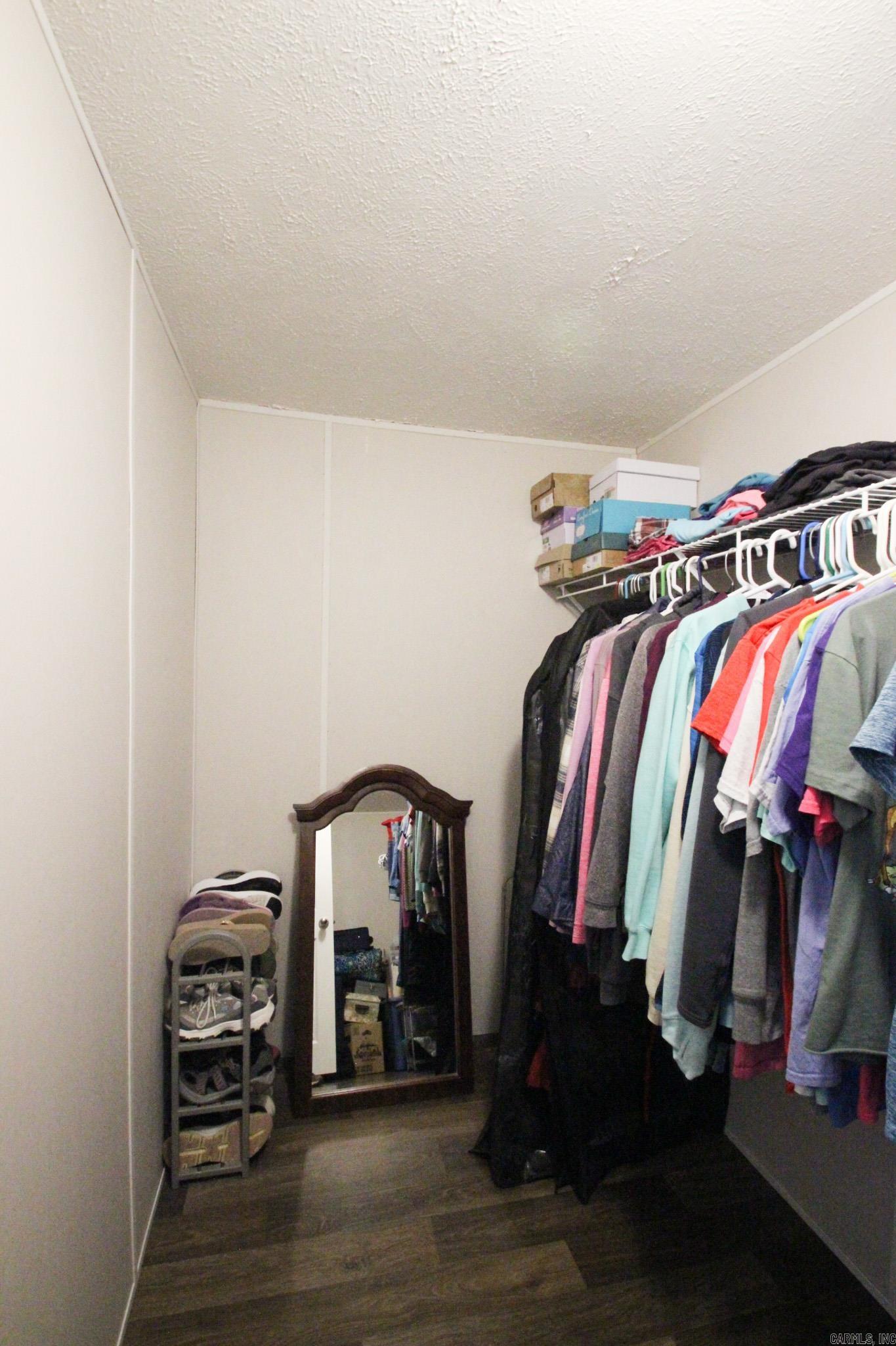 PINE MEADOWS - Residential