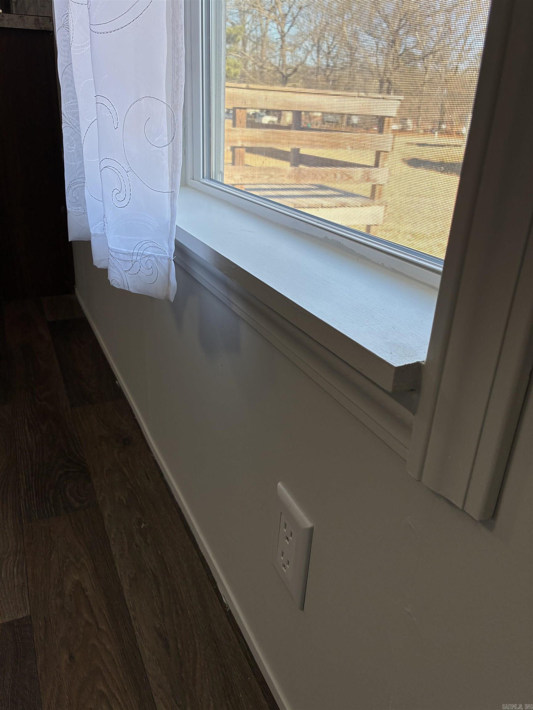 PINE MEADOWS - Residential