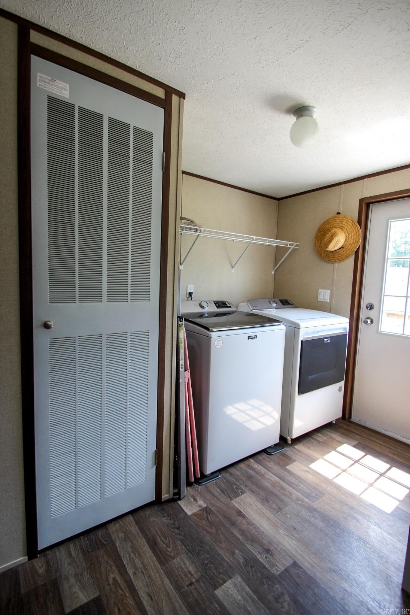 PINE MEADOWS - Residential