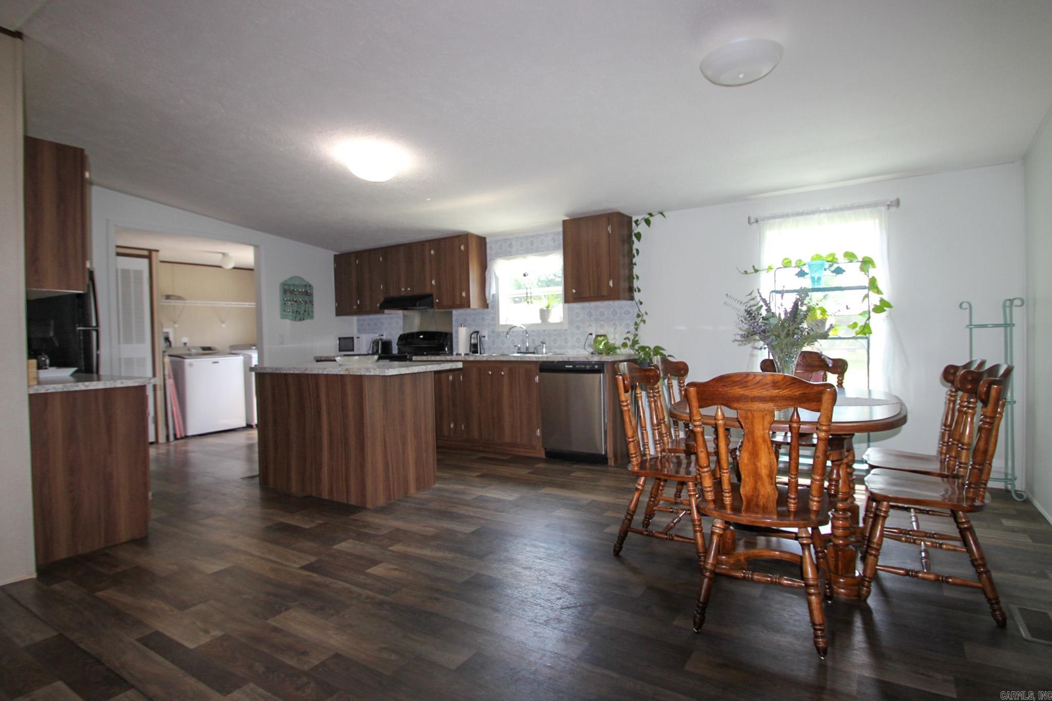 PINE MEADOWS - Residential