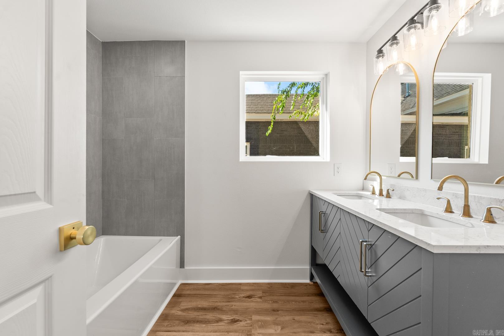 CITY OF LR L13 - Residential