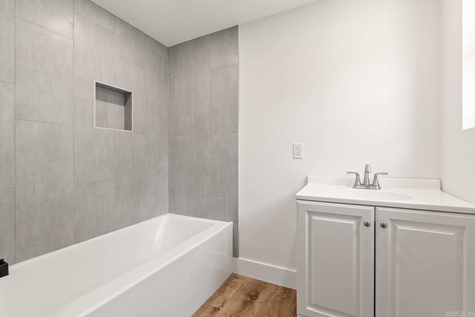 CITY OF LR L13 - Residential