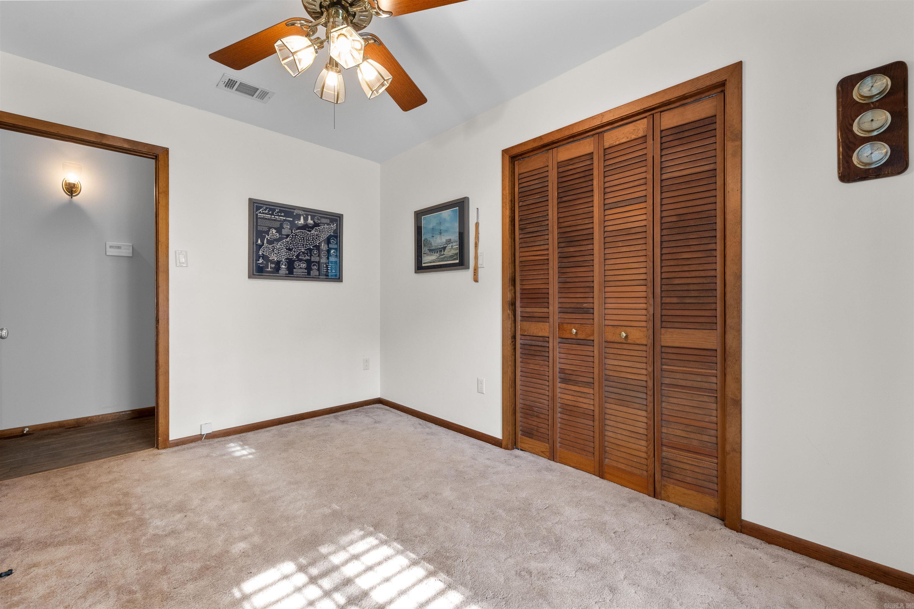 ARBOR OAKS - Residential