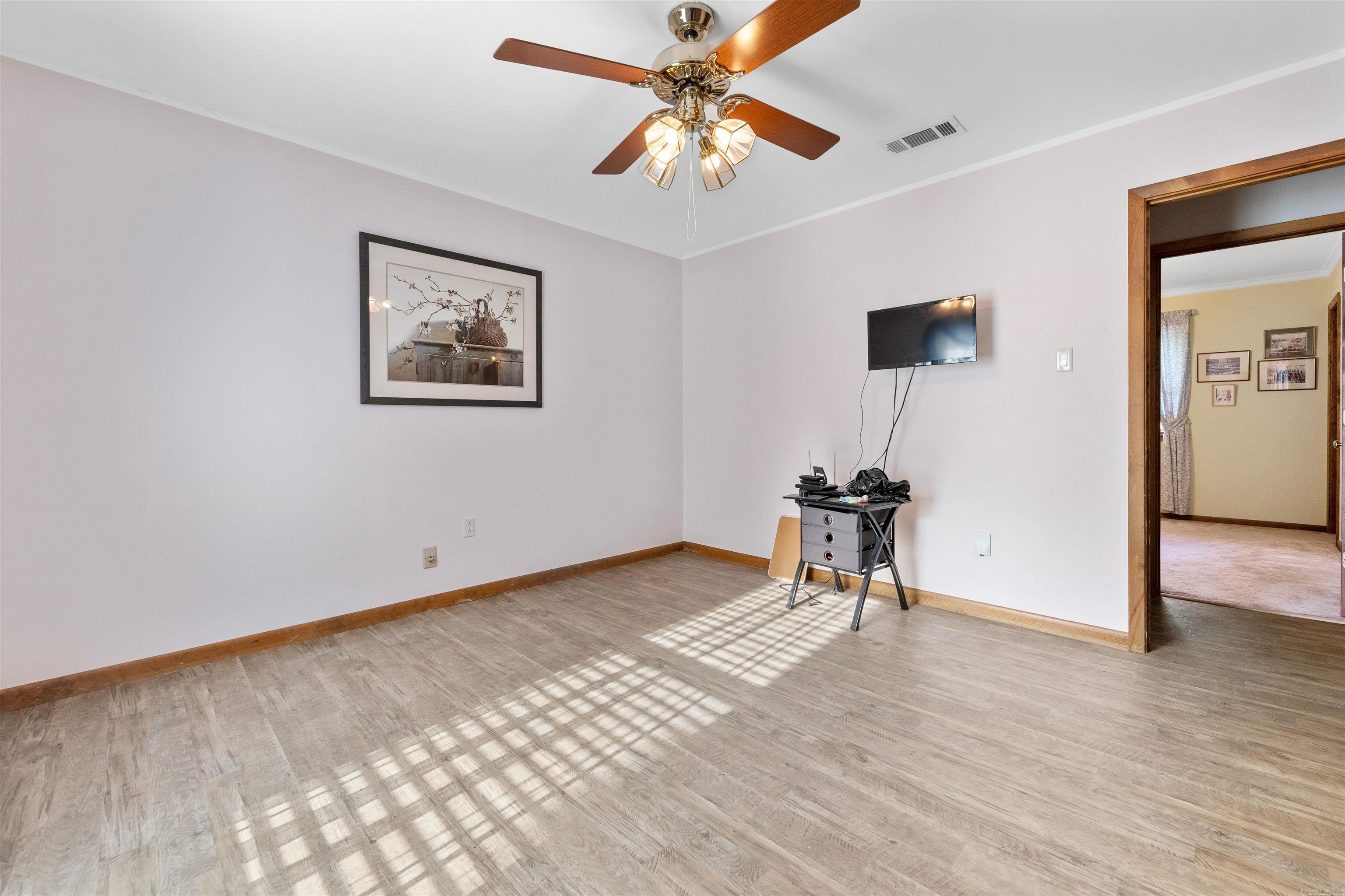 ARBOR OAKS - Residential