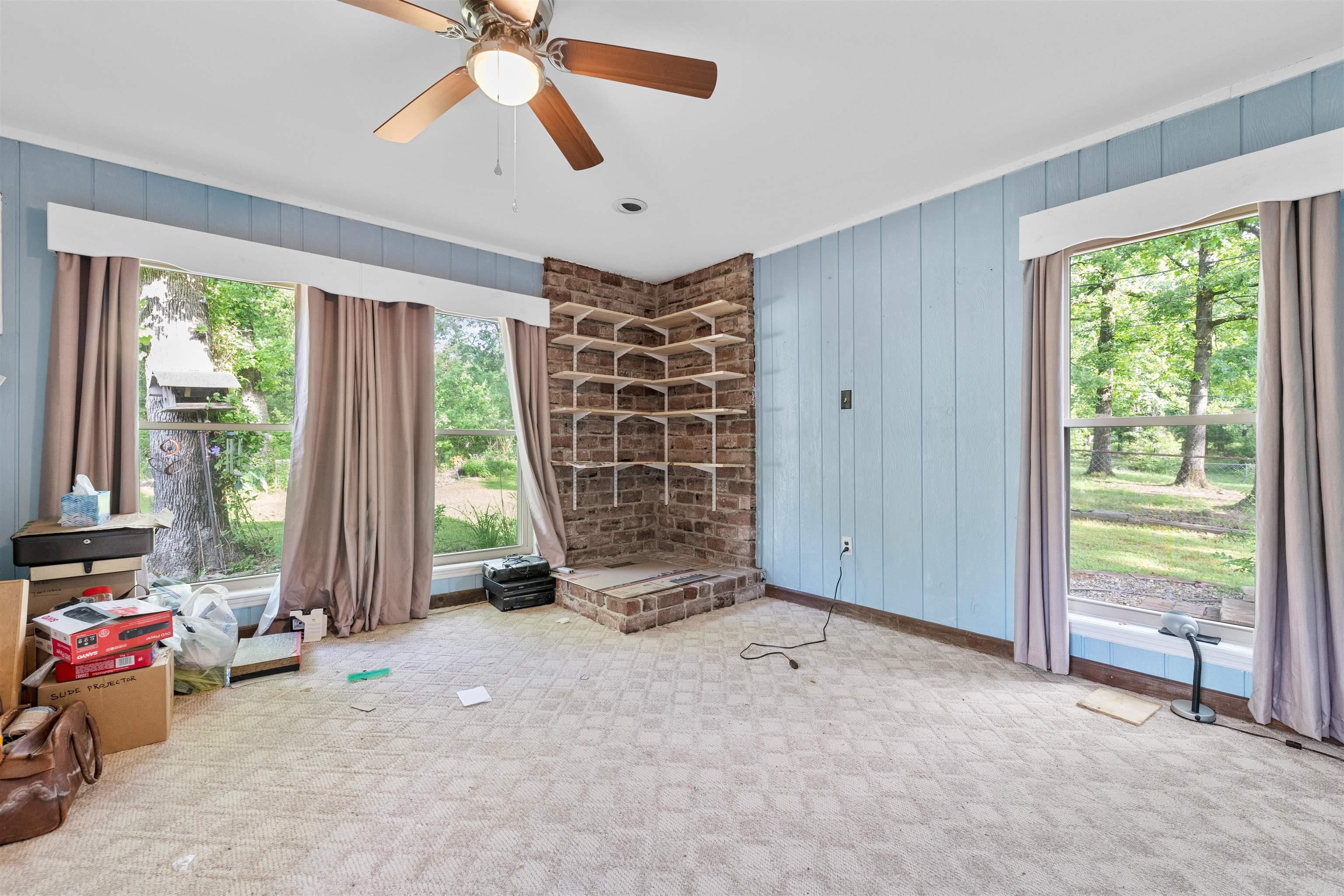 ARBOR OAKS - Residential