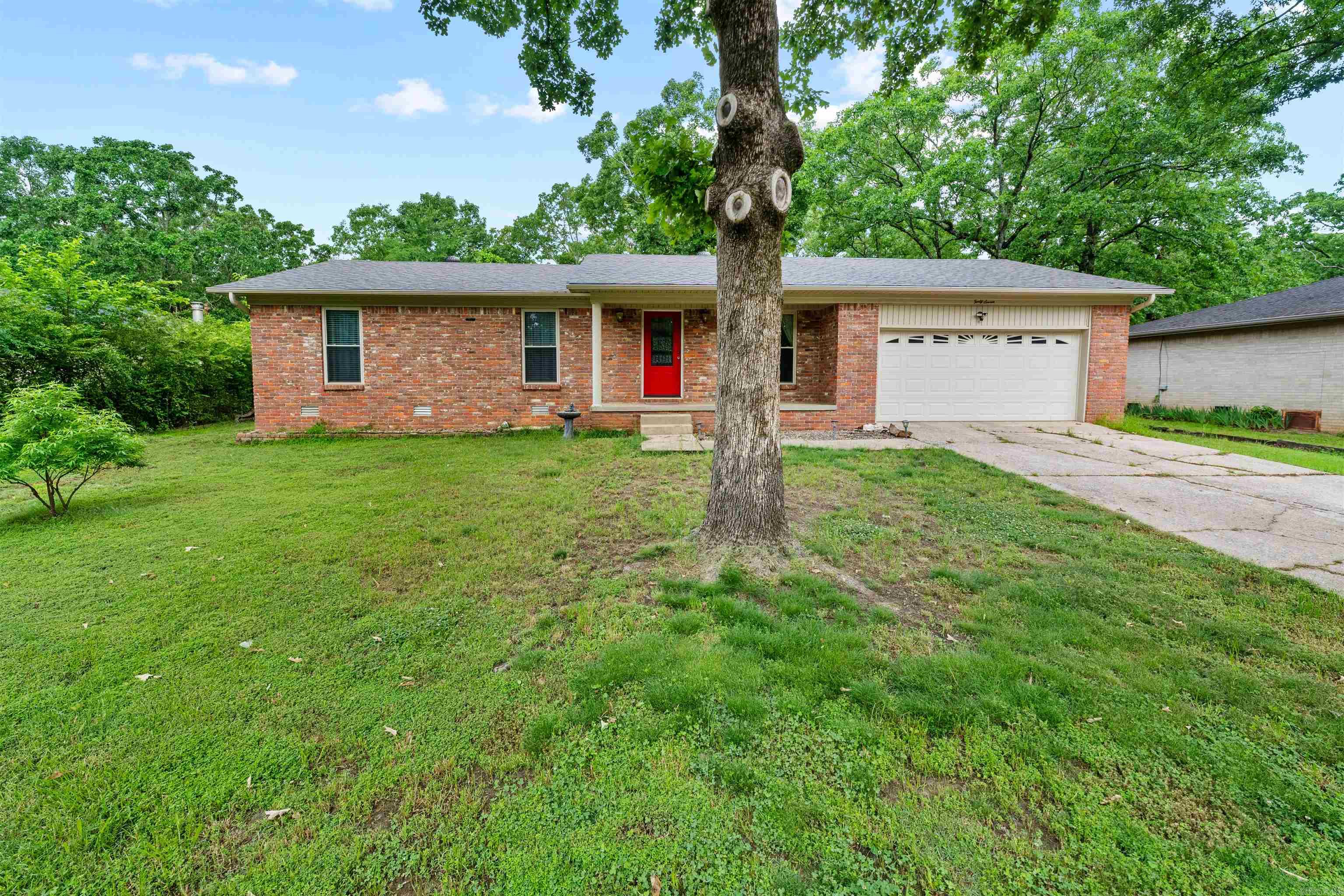 ARBOR OAKS - Residential