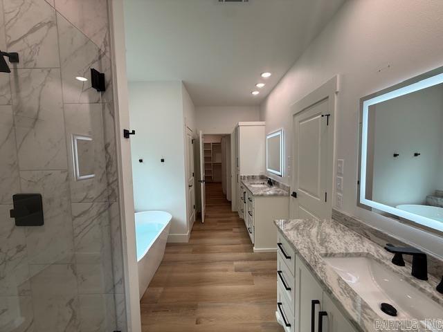 COYOTE RIDGE - Residential