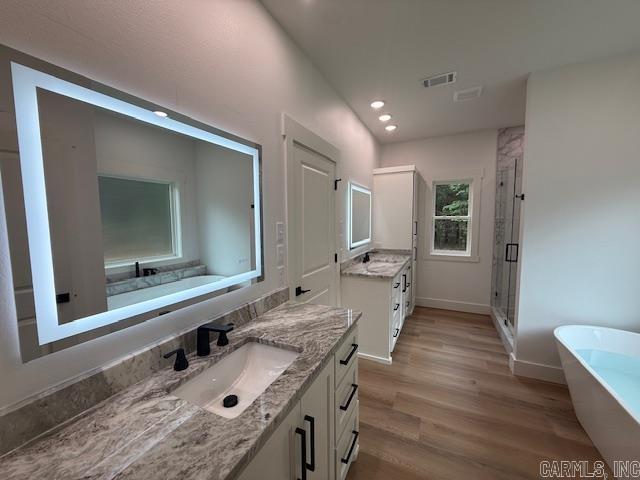 COYOTE RIDGE - Residential