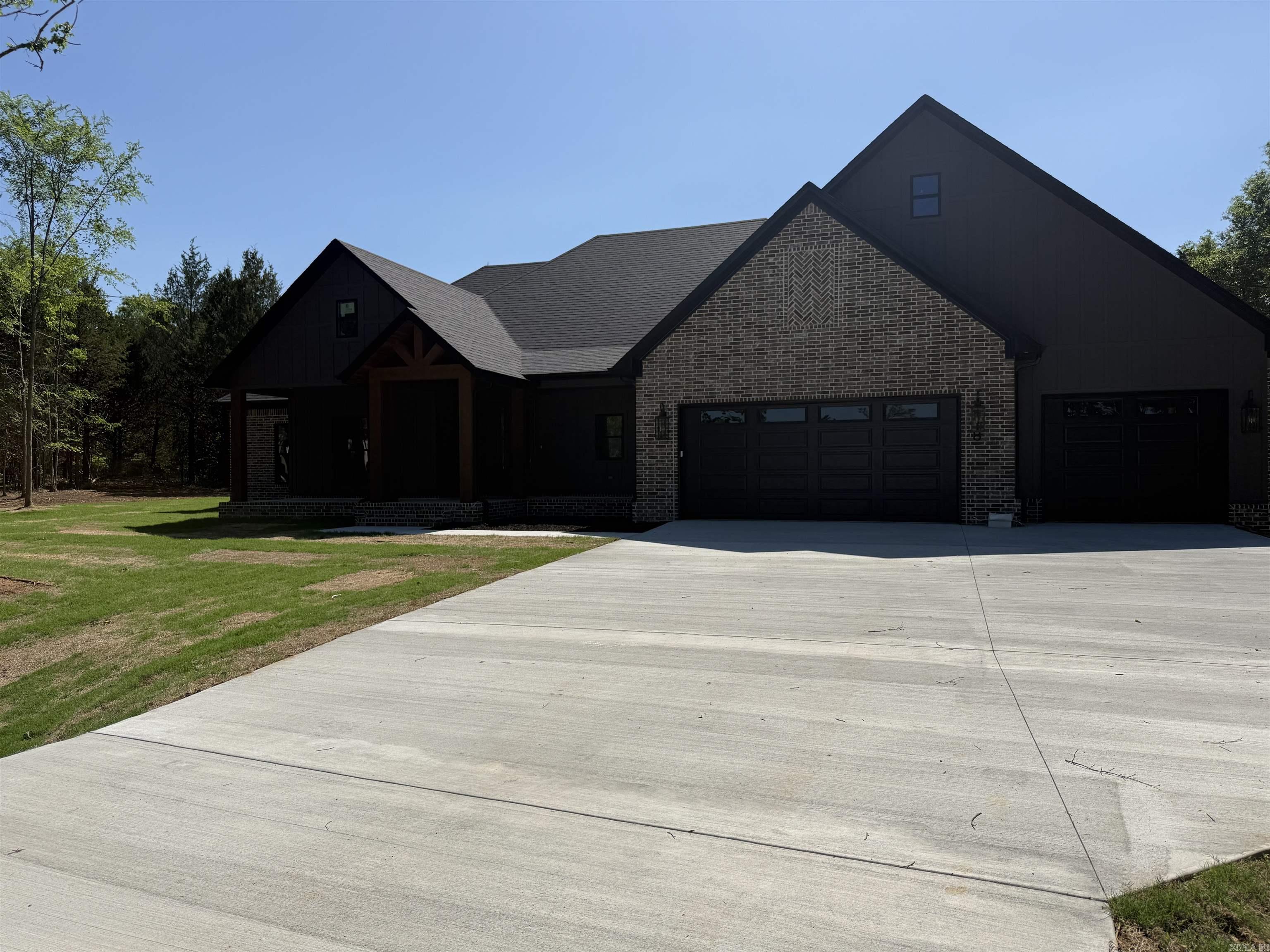 COYOTE RIDGE - Residential