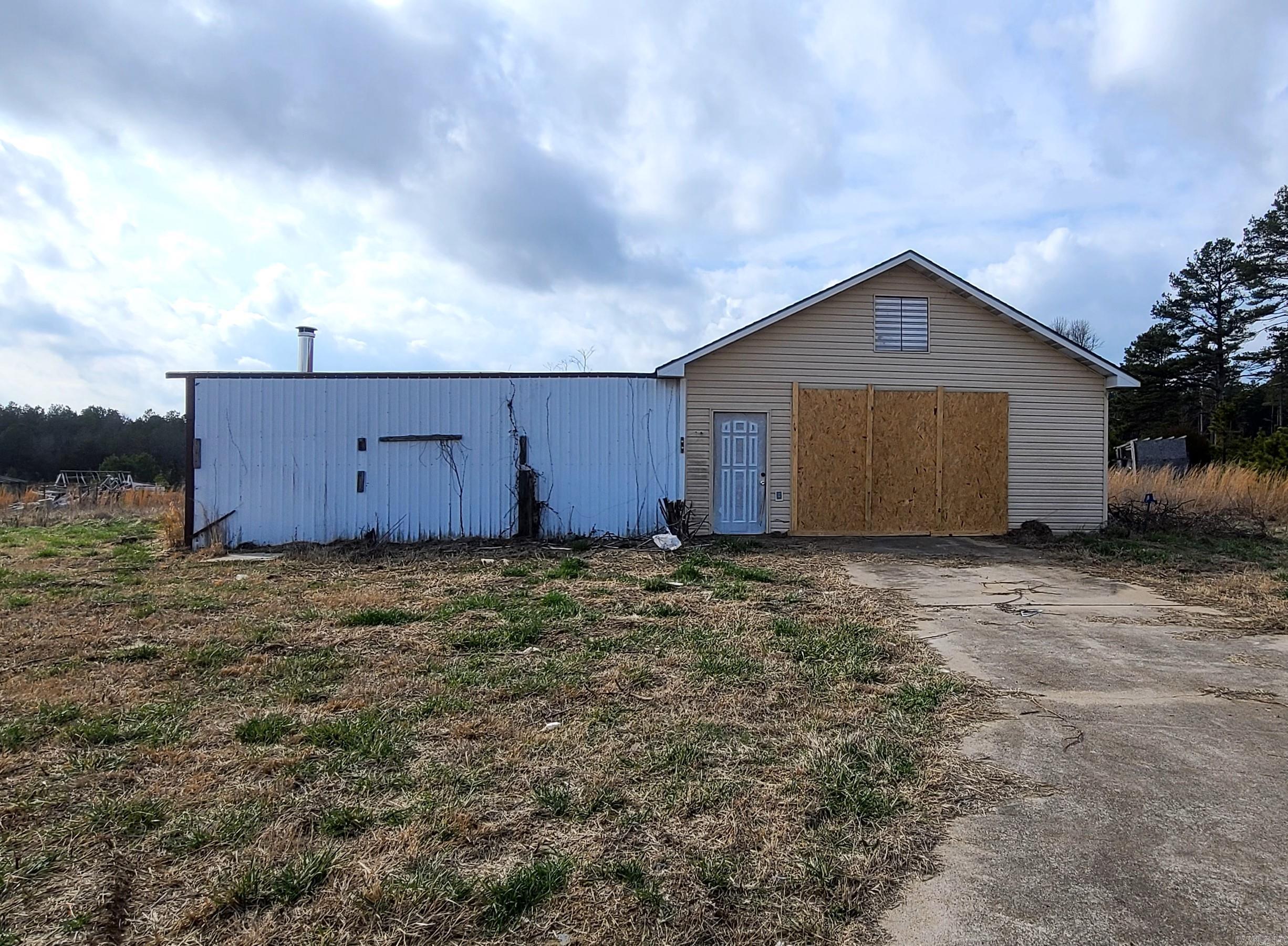 Heber Springs Outside - Residential