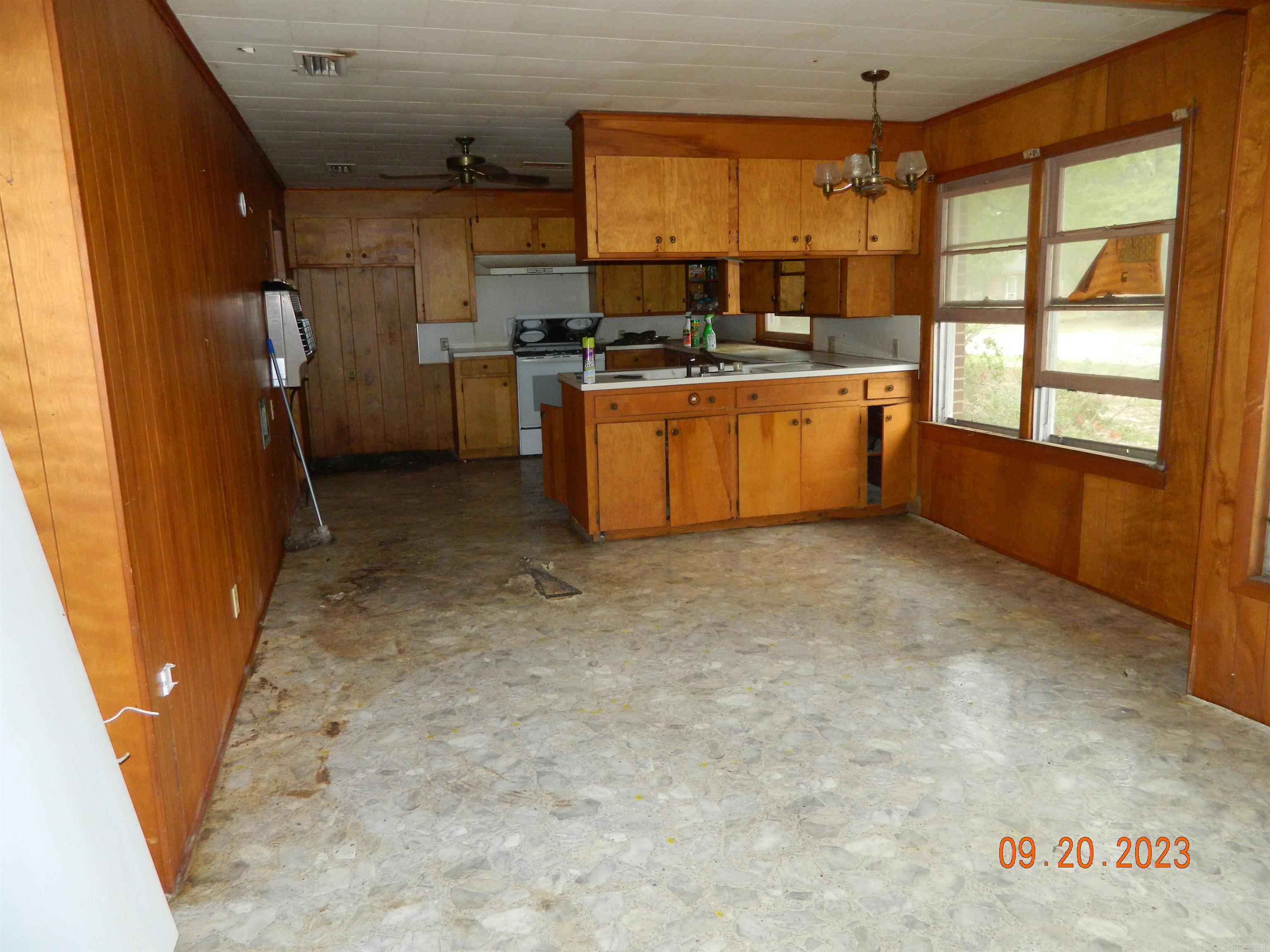 CORNS ADDN - Residential