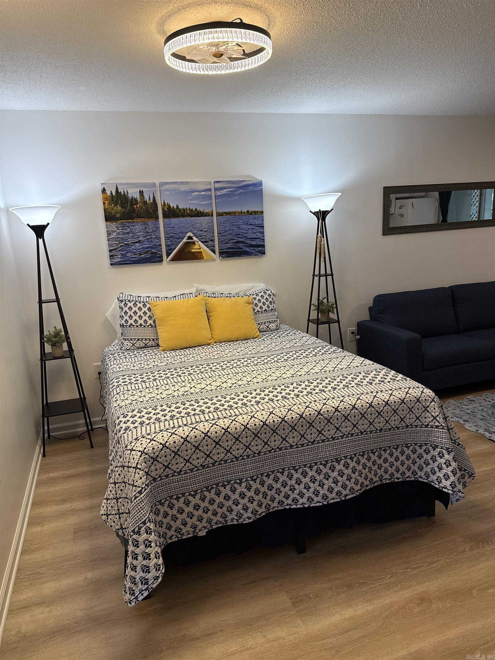 SUMMERHILL PLACE CONDOS - Residential
