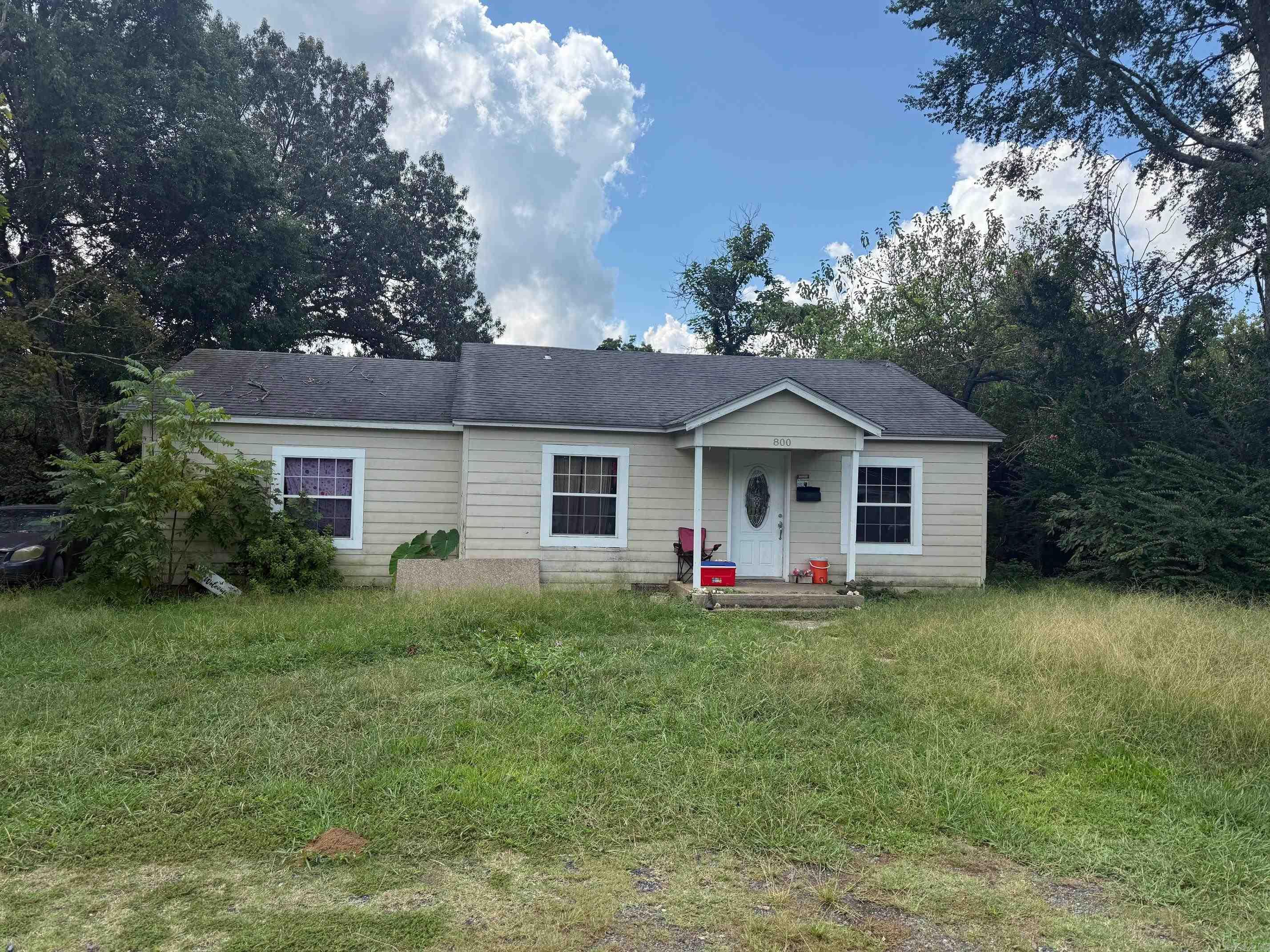 Nice Fixer upper with lots of potential