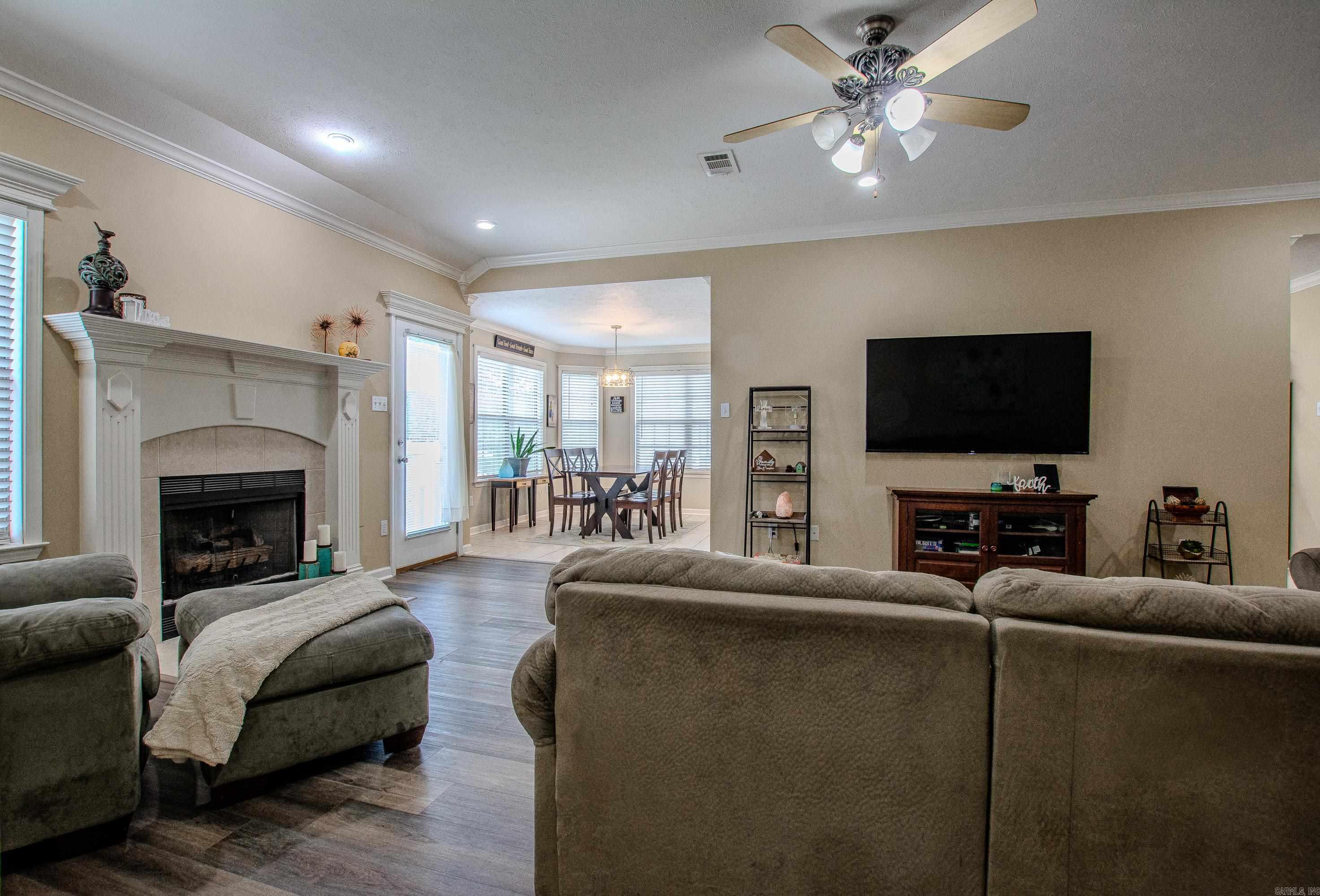 NORTH POINTE ADDN - Residential
